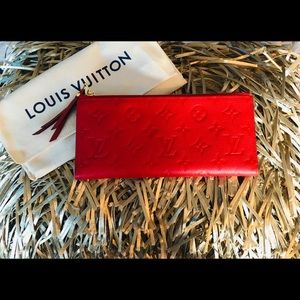 Louis Vuitton LRG Wallet